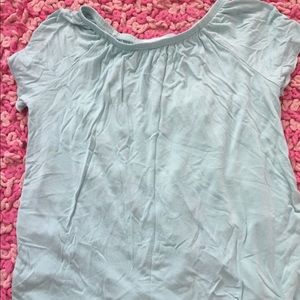 Flowy Blouse with an elastic neckline.